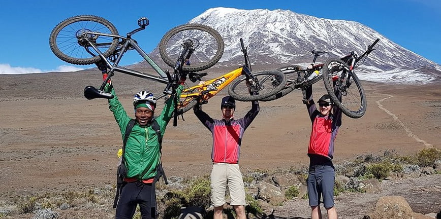 Tour del Kilimanjaro MTB +Safari